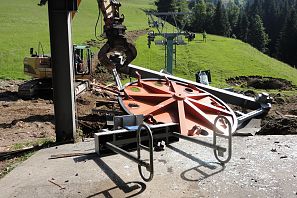 Bau eines neuen Lifts oder einer Gondelbahn.