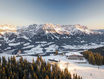 Wilder Kaiser mit Schnee.