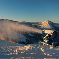Eine Schneekanone beim beschneien in der SkiWelt Wilder Kaiser-Brixental.