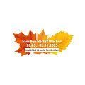 Grafik mit bunten Herbstblättern und dem Schriftzug: Familien Herbst Wochen 20.09. – 02.11.2025 – Kinder bis 15 Jahre fahren frei!