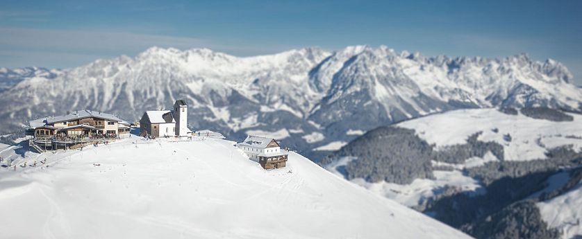 Bergpanorma Wilder Kaiser und die Hohe Salve.l