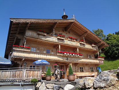 Wunderschöner Berggasthof in den Bergen.