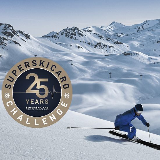 Logo der SuperSkiCard zum 25 Jahr Jubiläum mit winterlichen HIntergrund.